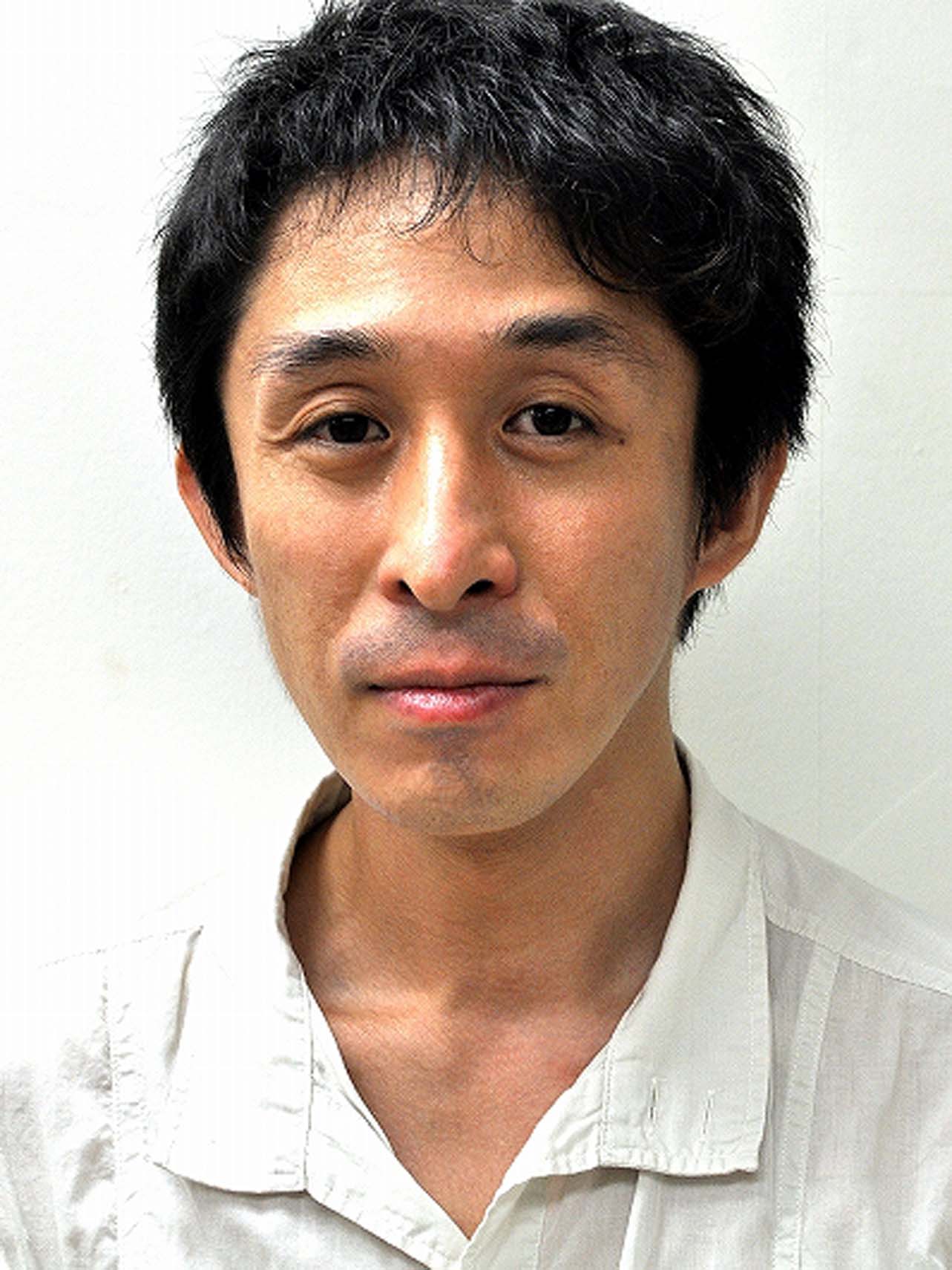 成川知也